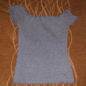 Grey Ruffled Rim Tee